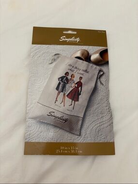 Simplicity Vintage Shoe Bag with Fashion Illustration - White & Gold